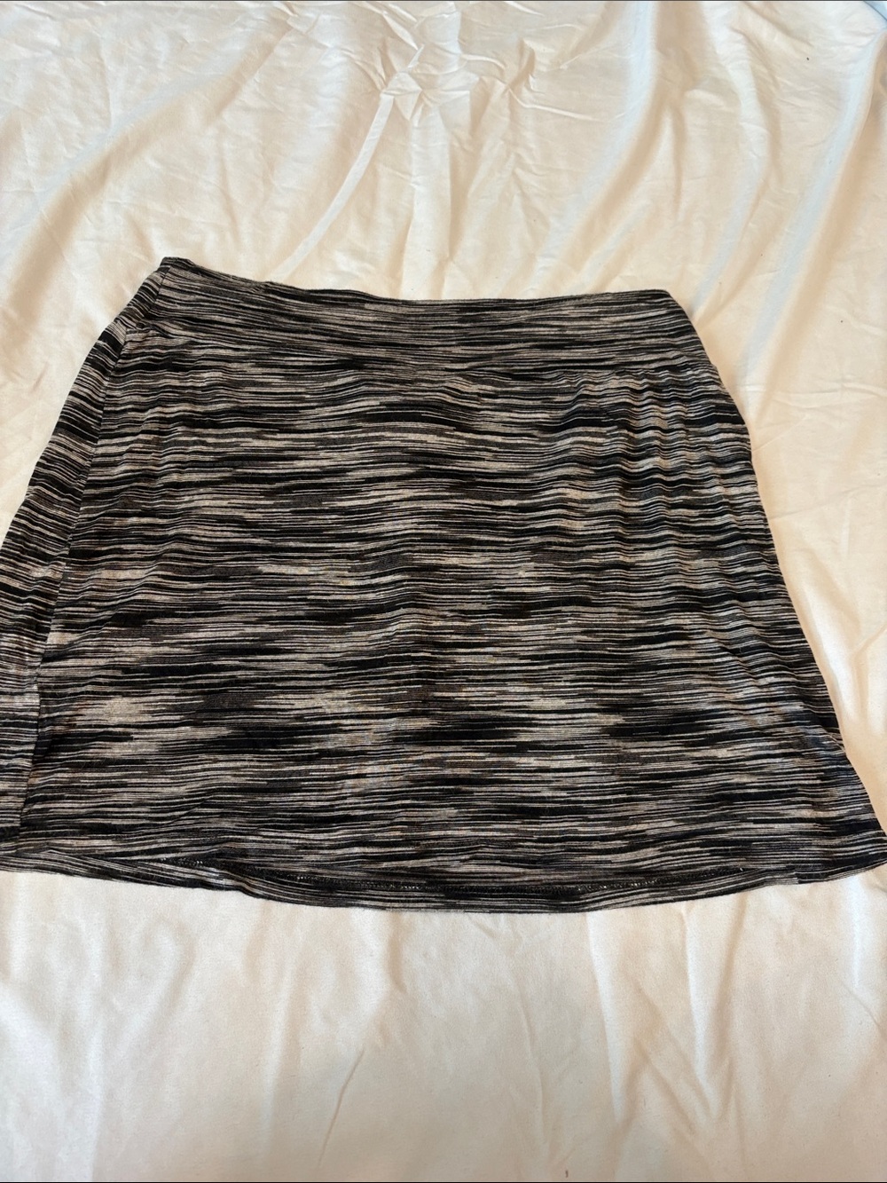 Mini Skirt in Black & Gray